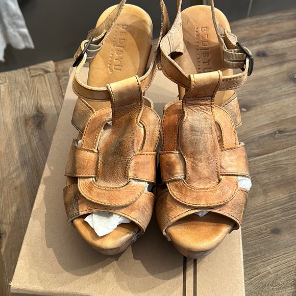 Bedstu Shoes - Bedstu sandals NIB